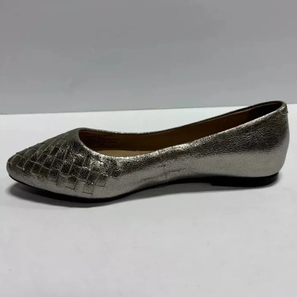 Trotters Women’s Estee Woven Ballets Flats Silver, Size 6 M